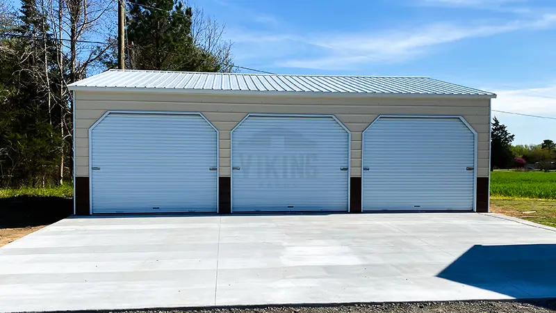 24x35x9 Vertical Style Three Car Garage Right View