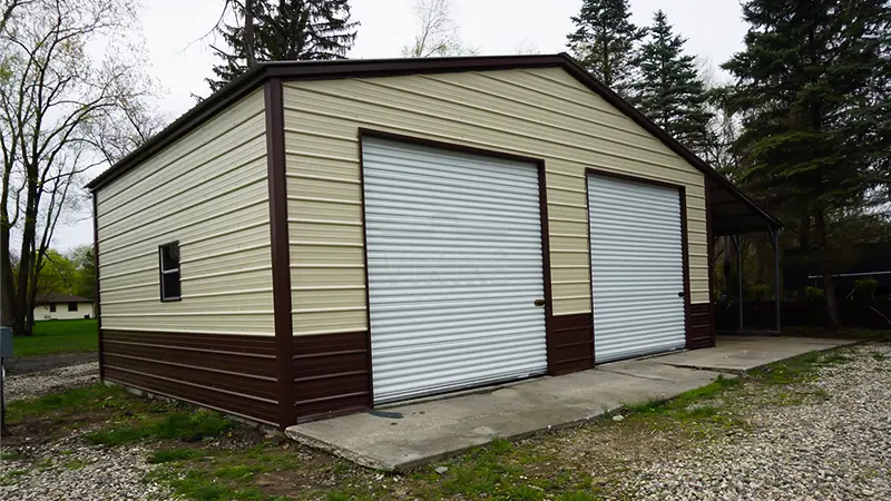 28x25x11 Double Car Garage with Lean-to