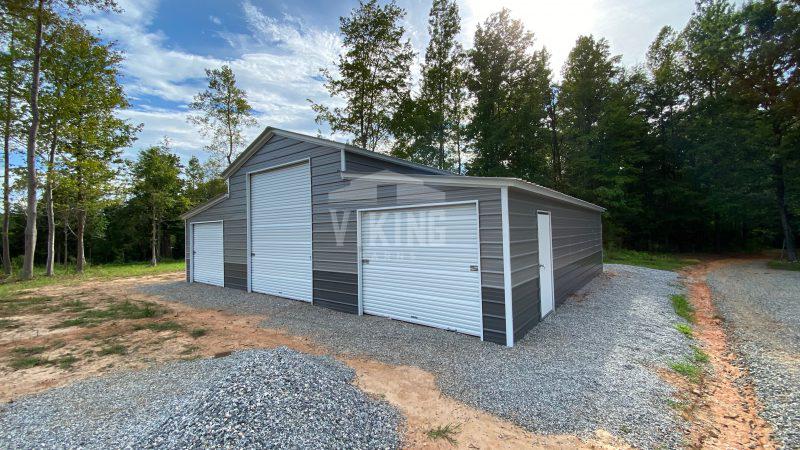 42x40x12 Raised Center Barn Side View