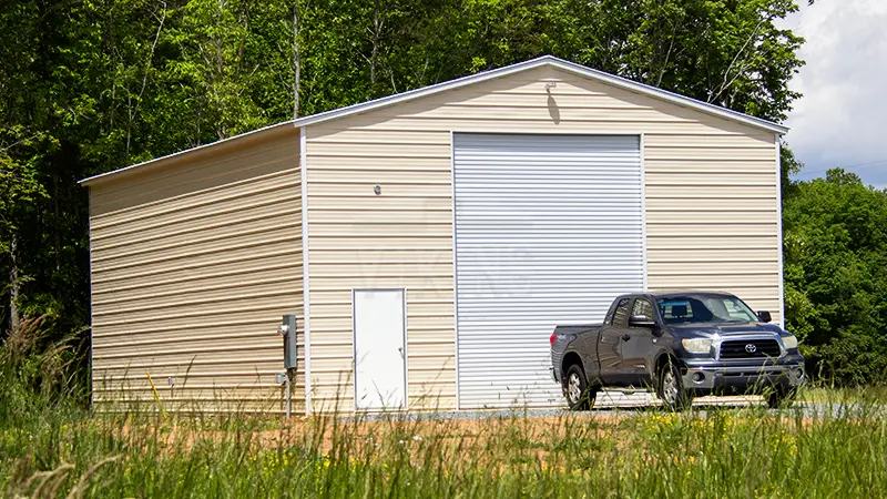 30'X31'X16' Metal Garage